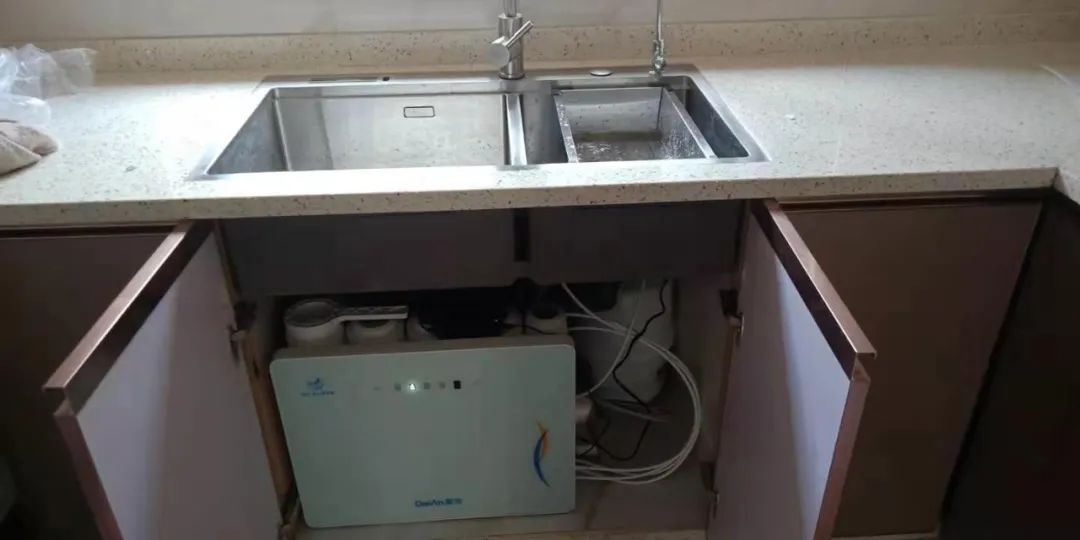 戴安全屋净水提醒您:安装全屋净水你必须明白的5个要点,大多数的血泪总结,别错过!(图6) 戴安全屋净水提醒您:安装全屋净水你必须明白的5个要点,大多数的血泪总结,别错过!(图6)